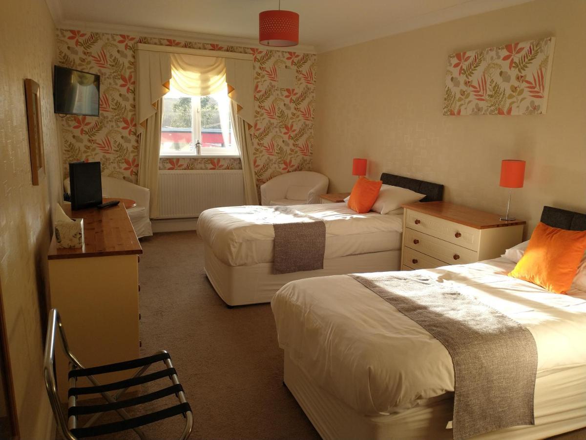 Llanina Arms Hotel 4*